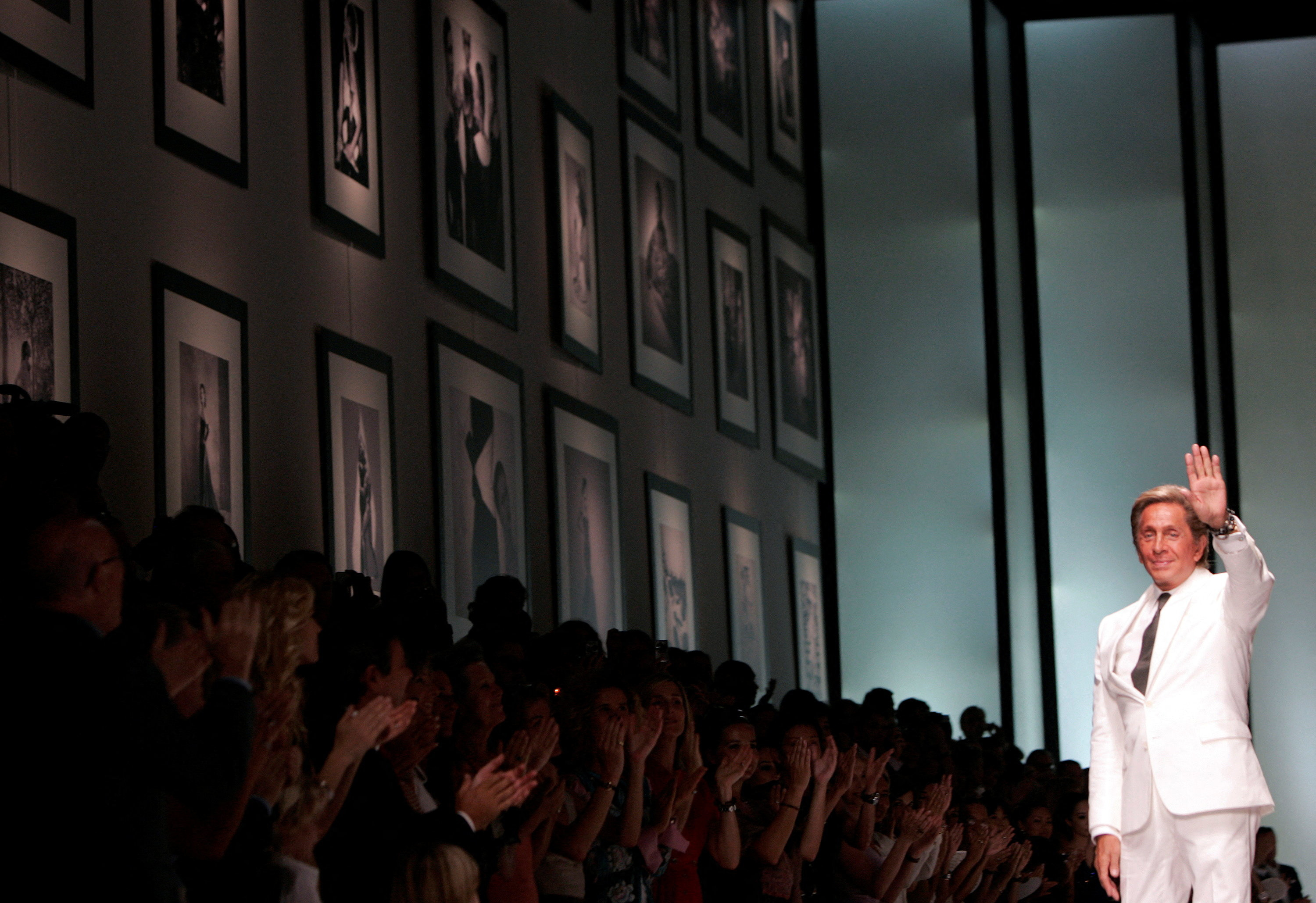 Βαλεντίνο: Το εμβληματικό «κόκκινο», η Τζάκι και η Σοφία Λόρεν-7