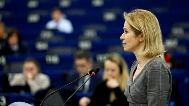 κάλας-η-ε-ε-κρατά-τη-γραμμή-για-τη-γρο-564031405