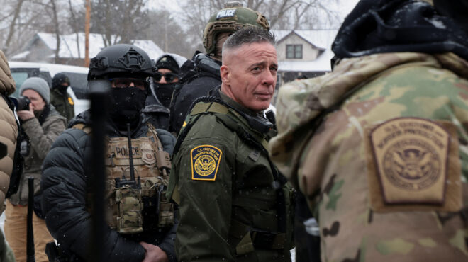 gas-gas-gas-βίντεο-με-τον-μποβίνο-να-ρίχνει-χ-564042775