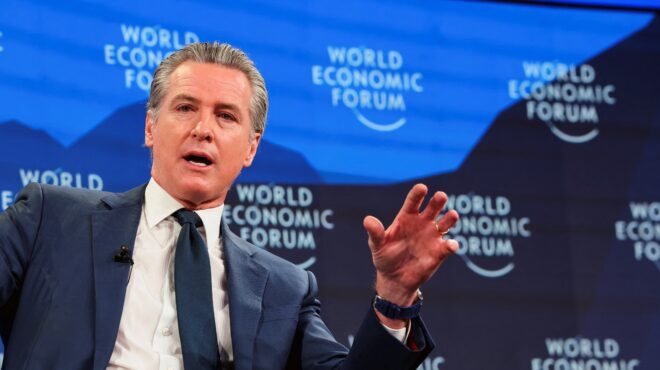 νιούσομ-ο-τραμπ-κατέστρεψε-80-χρόνια-σ-564035650