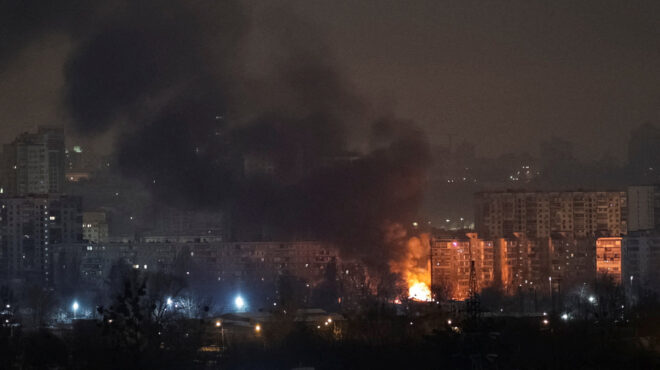 ουκρανία-οι-ρώσοι-σφυροκόπησαν-κίεβο-564040627