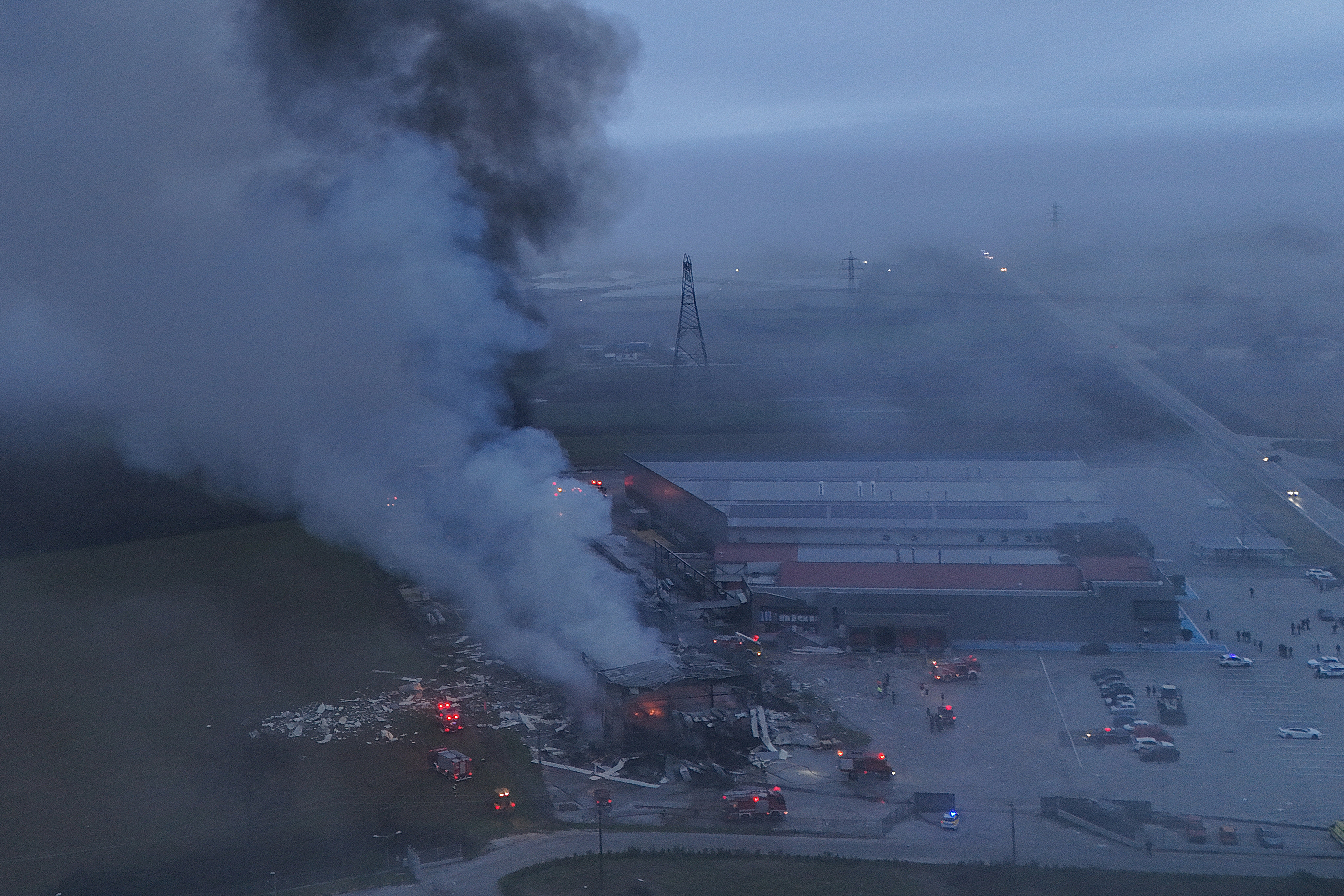 Τραγωδία στα Τρίκαλα: Για ταυτοποίηση καλούνται οι συγγενείς των νεκρών – Ερευνες για την πέμπτη αγνοούμενη-3