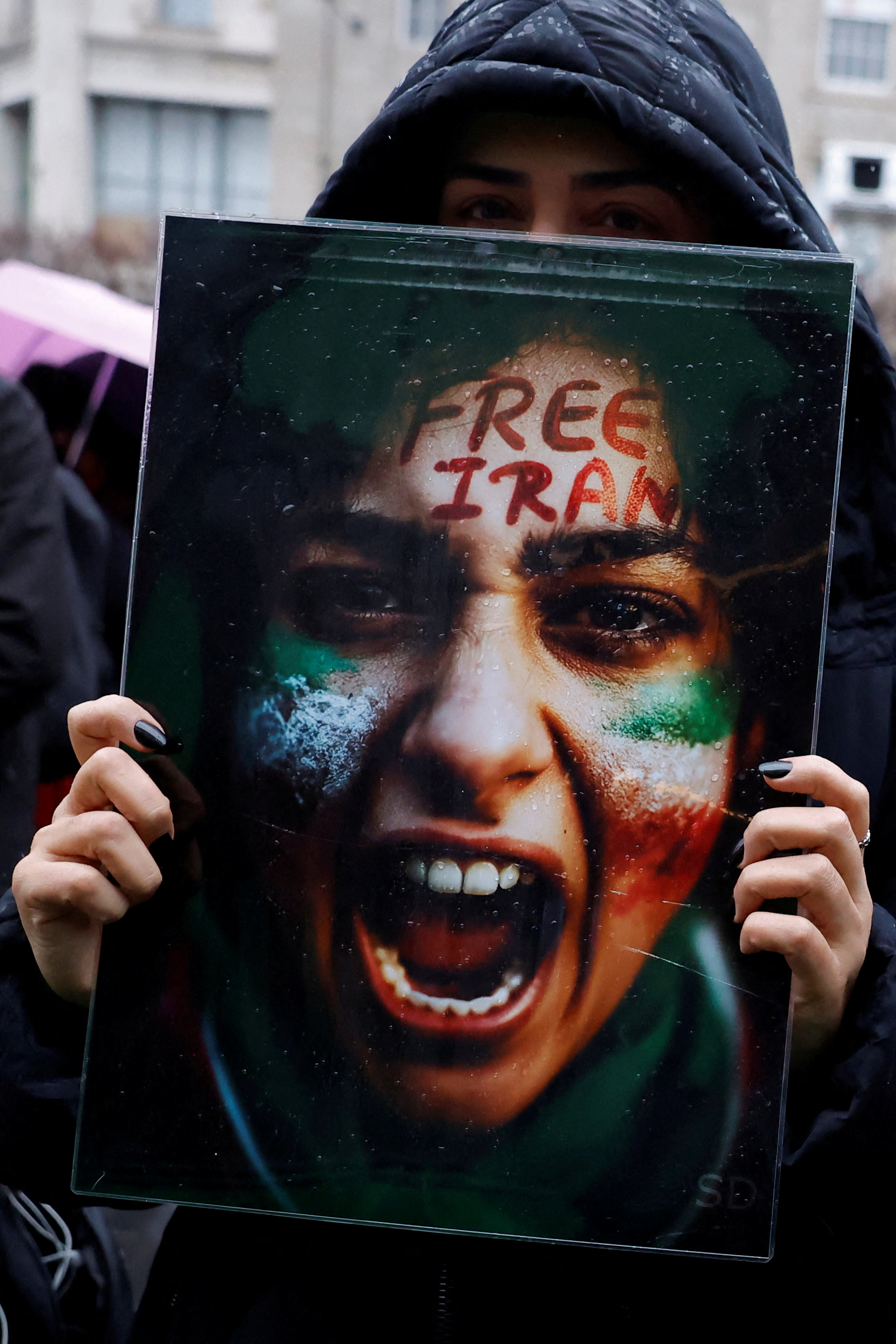 Ιράν: Μαζική εκστρατεία συλλήψεων μετά την καταστολή των κινητοποιήσεων-1