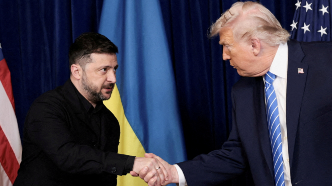 τραμπ-και-ζελένσκι-μαζί-στο-νταβός-πρι-564035830