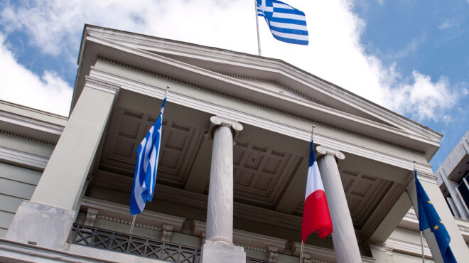 η-συμφωνία-εξελίχθηκε-σε-κρίσιμη-συνε-564048910