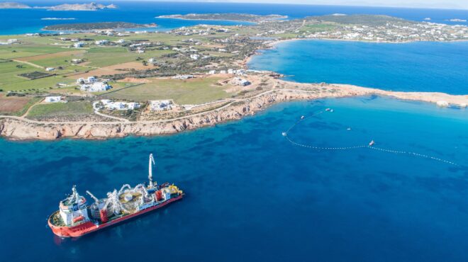 στην-αρχή-ενός-νέου-κύκλου-πρωτοπορία-564044644