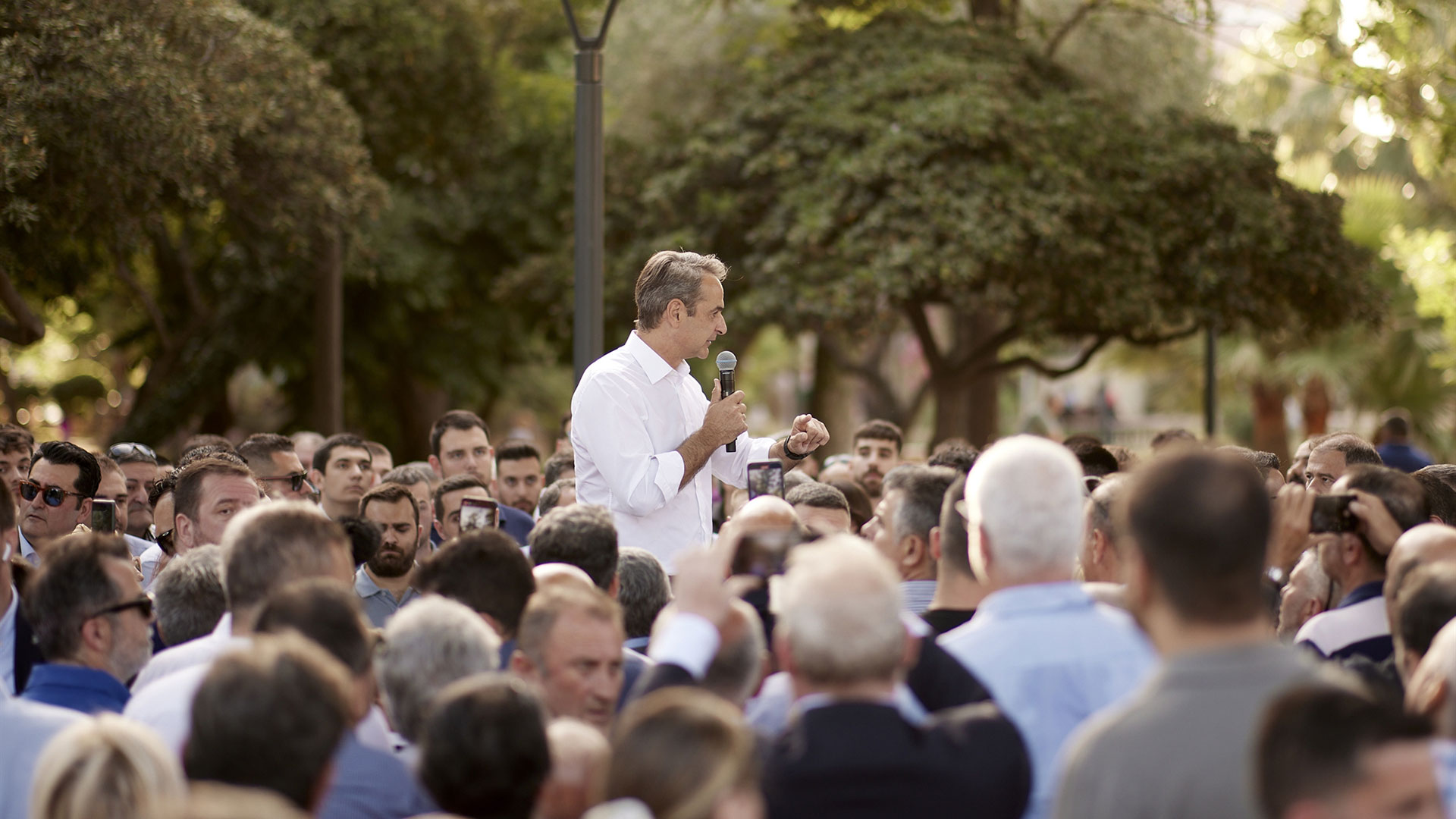 η-μυστική-δημοσκόπηση-του-μαξίμου-χάν-564051259