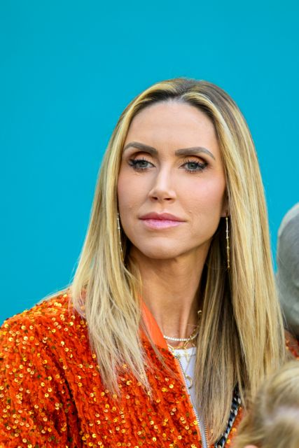 Το πλαστικό πρόσωπο της εξουσίας-3