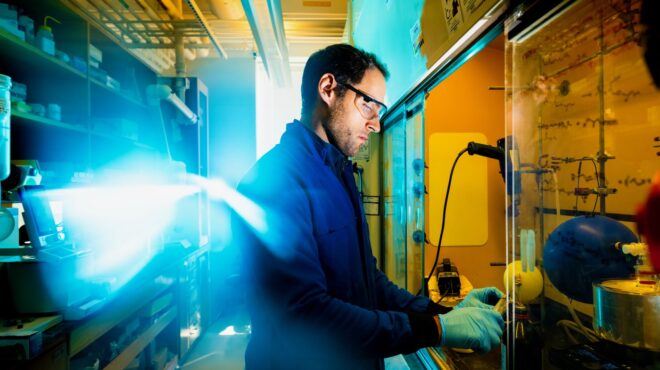 η-κάνναβη-που-παράγει-το-σώμα-μας-γίν-564019831