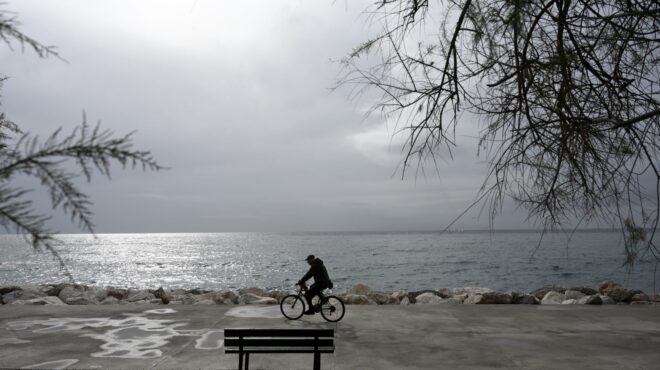 καιρός-αίθριος-με-πρωινό-παγετό-πού-564002650