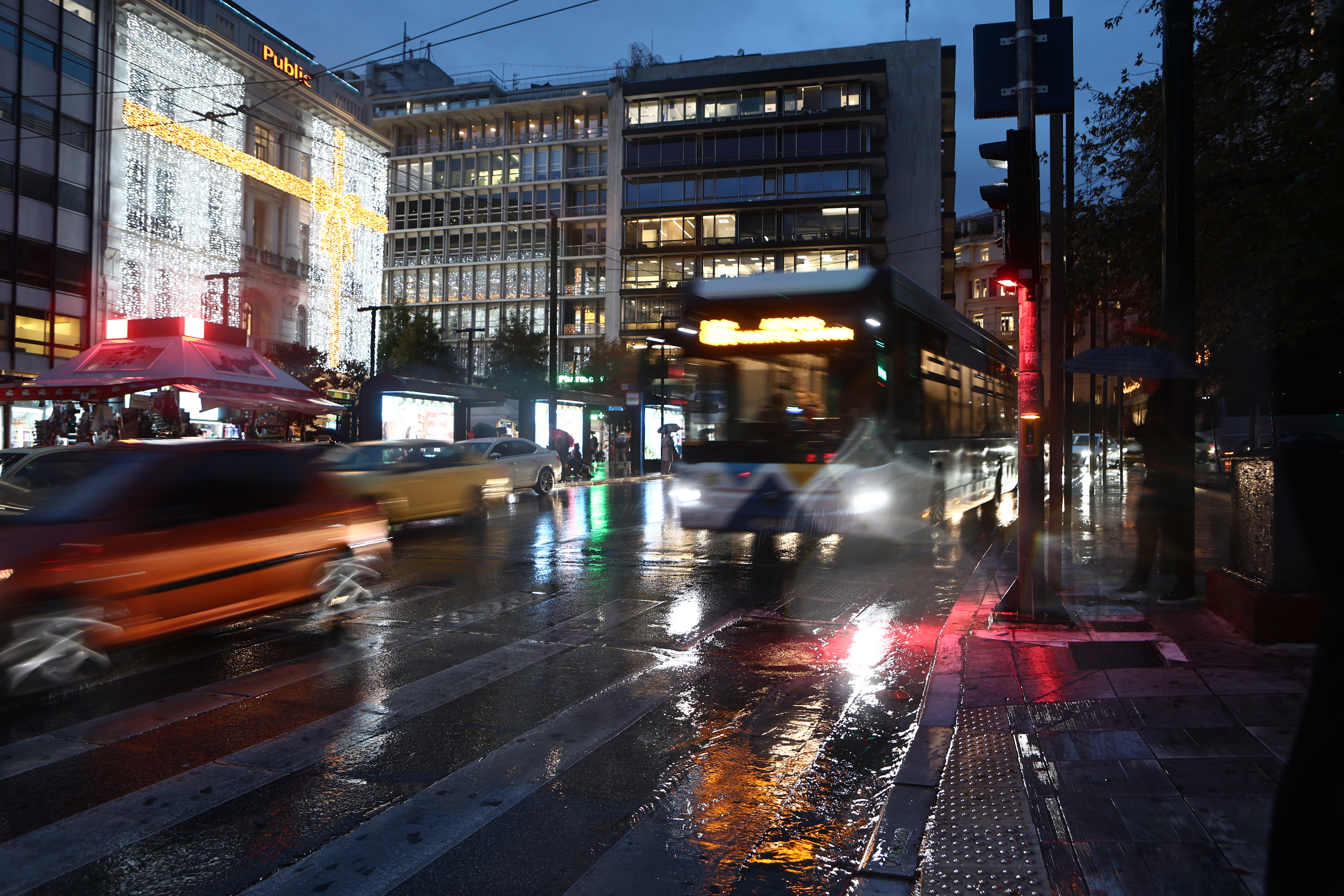 Πού θα χτυπήσει η κακοκαιρία – Κλειστά σχολεία και προβλήματα στα ακτοπλοϊκά δρομολόγια-4