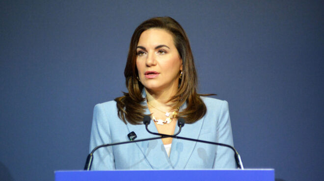 θεωρείο-αντιδράσεις-για-την-κίνηση-τη-564037678