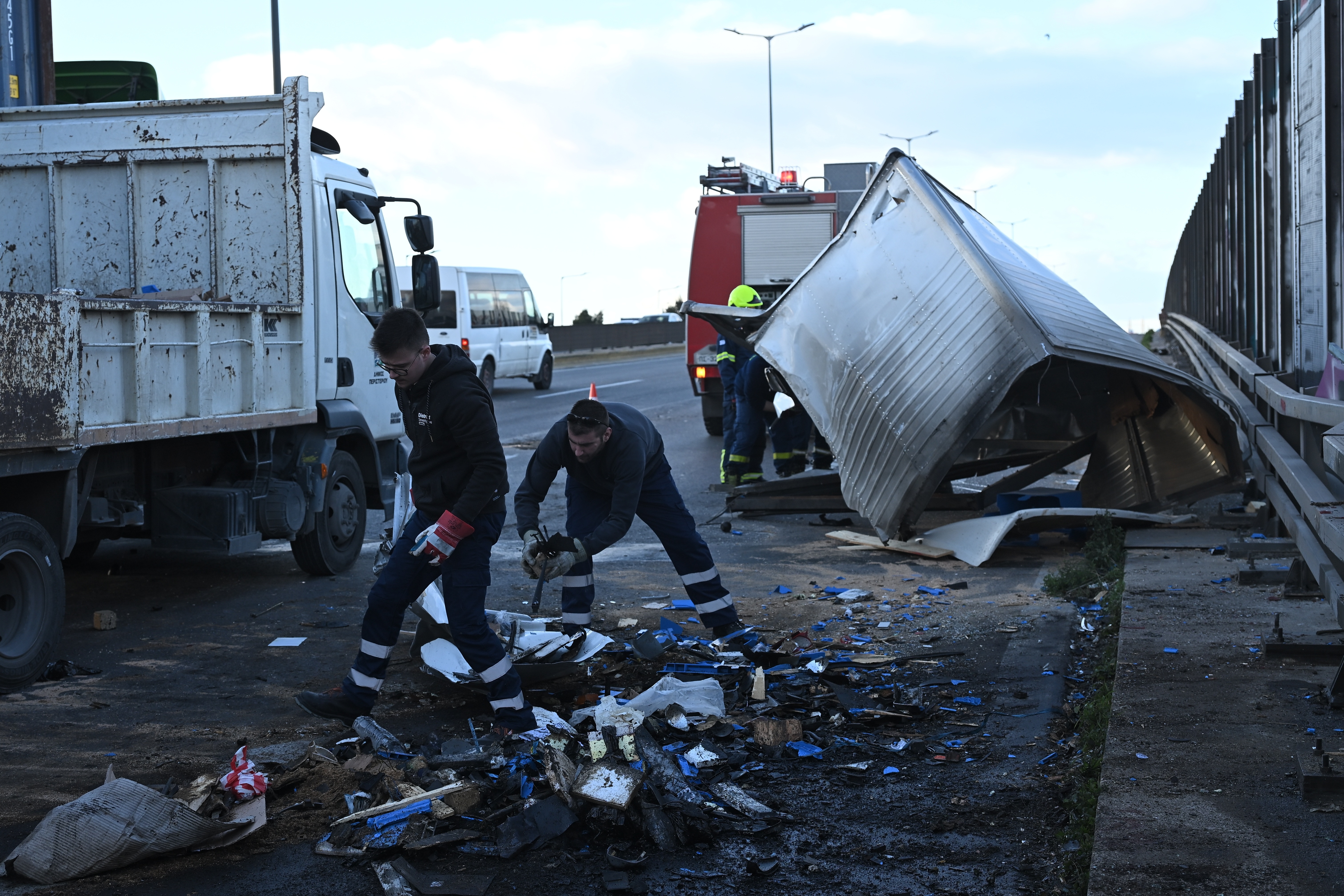 Τροχαίο στον Κηφισό: Νεκρός ο ένας οδηγός-2