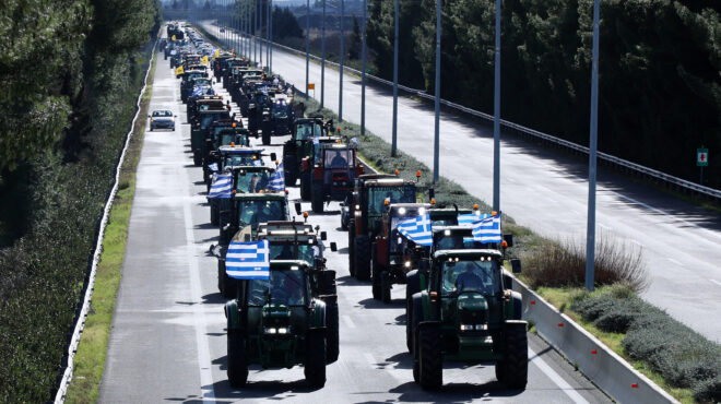 αγρότες-εκλεισαν-η-εθνική-οδός-στο-κάσ-564010906