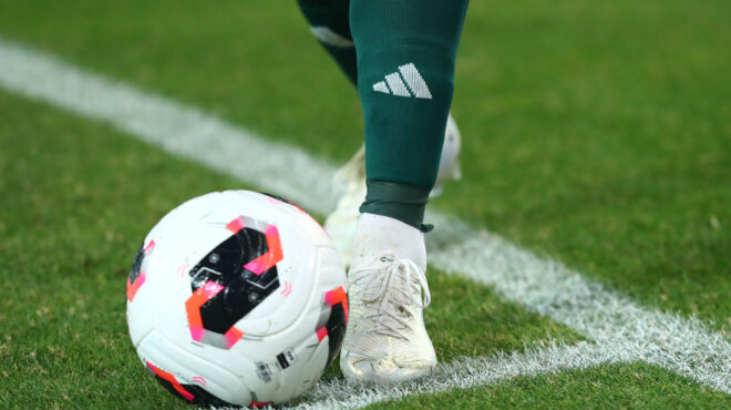 από-την-απαξίωση-στην-αποθέωση-564040786