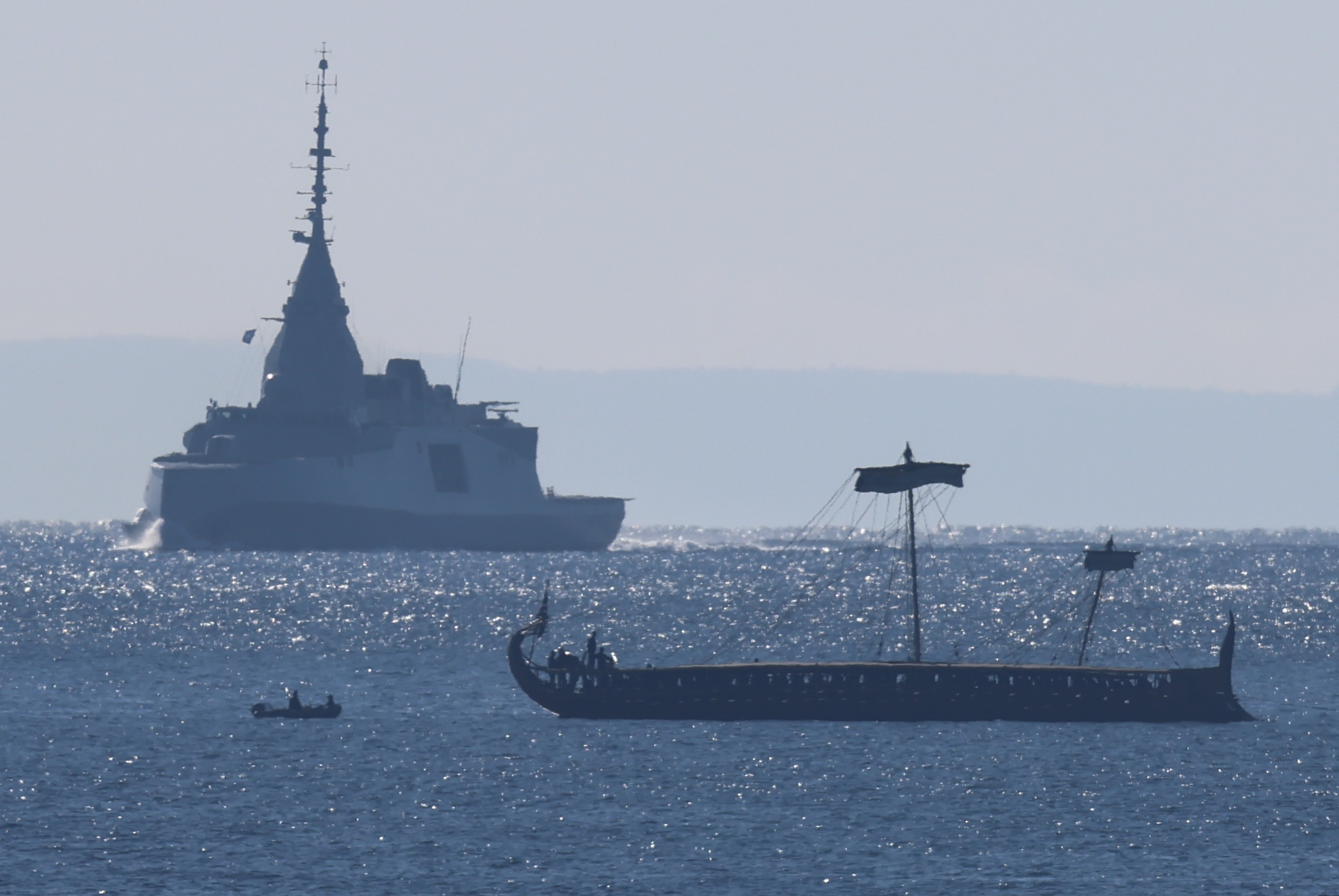 Η Ελλάδα υποδέχθηκε τη φρεγάτα  «Κίμων»-3