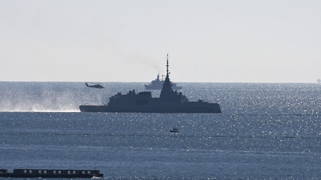 το-άλμπουμ-της-λαμπρής-υποδοχής-της-φρ-564022672