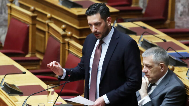 αντιπαράθεση-σε-υψηλούς-τόνους-για-τη-he-564024427