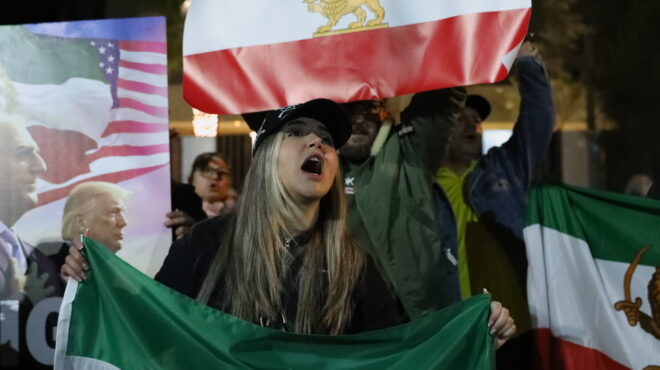 ζητούν-κανονική-ζωή-564025495