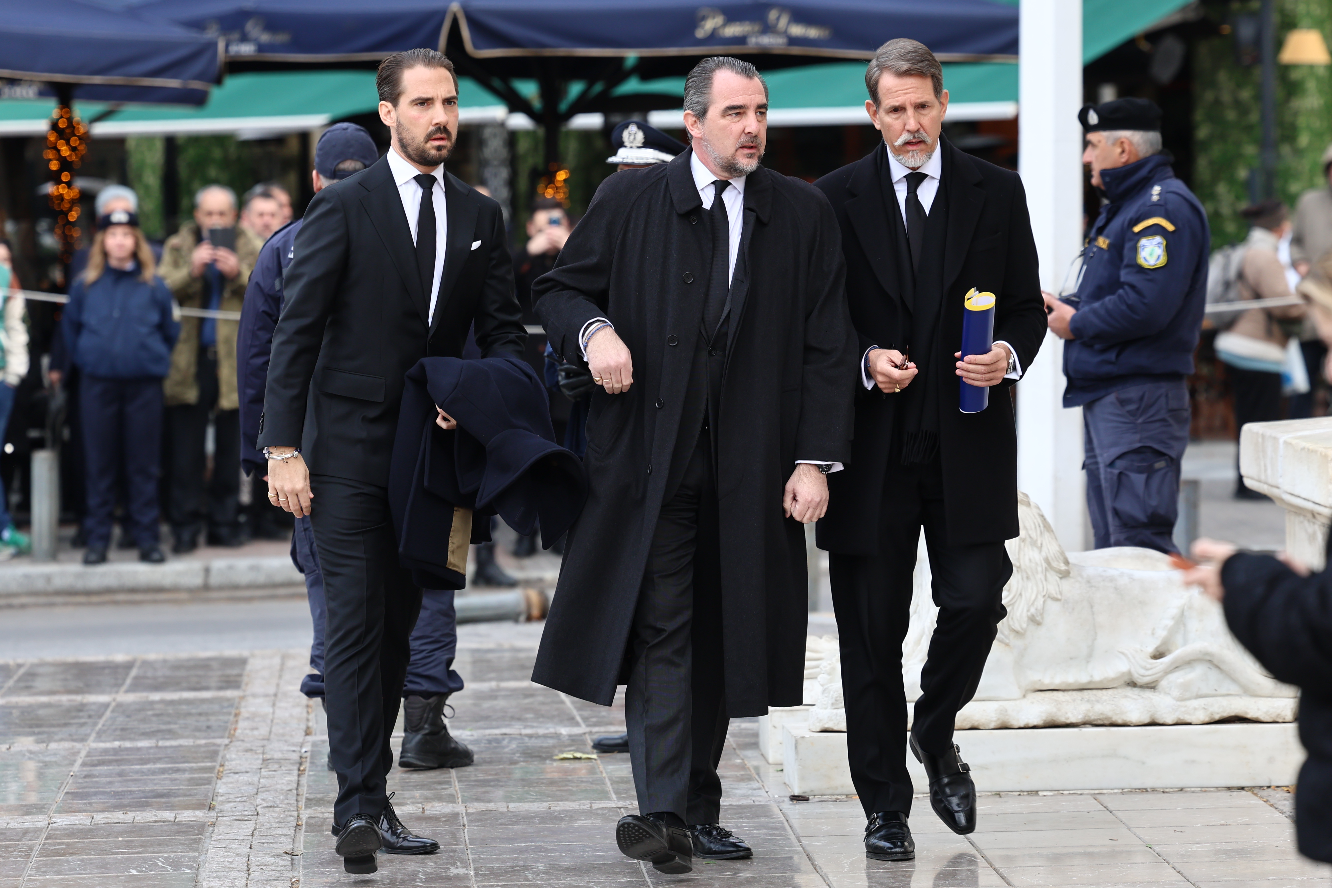 Πριγκίπισσα Ειρήνη: To τελευταίο «αντίο» στη Μητρόπολη Αθηνών (εικόνες)-4