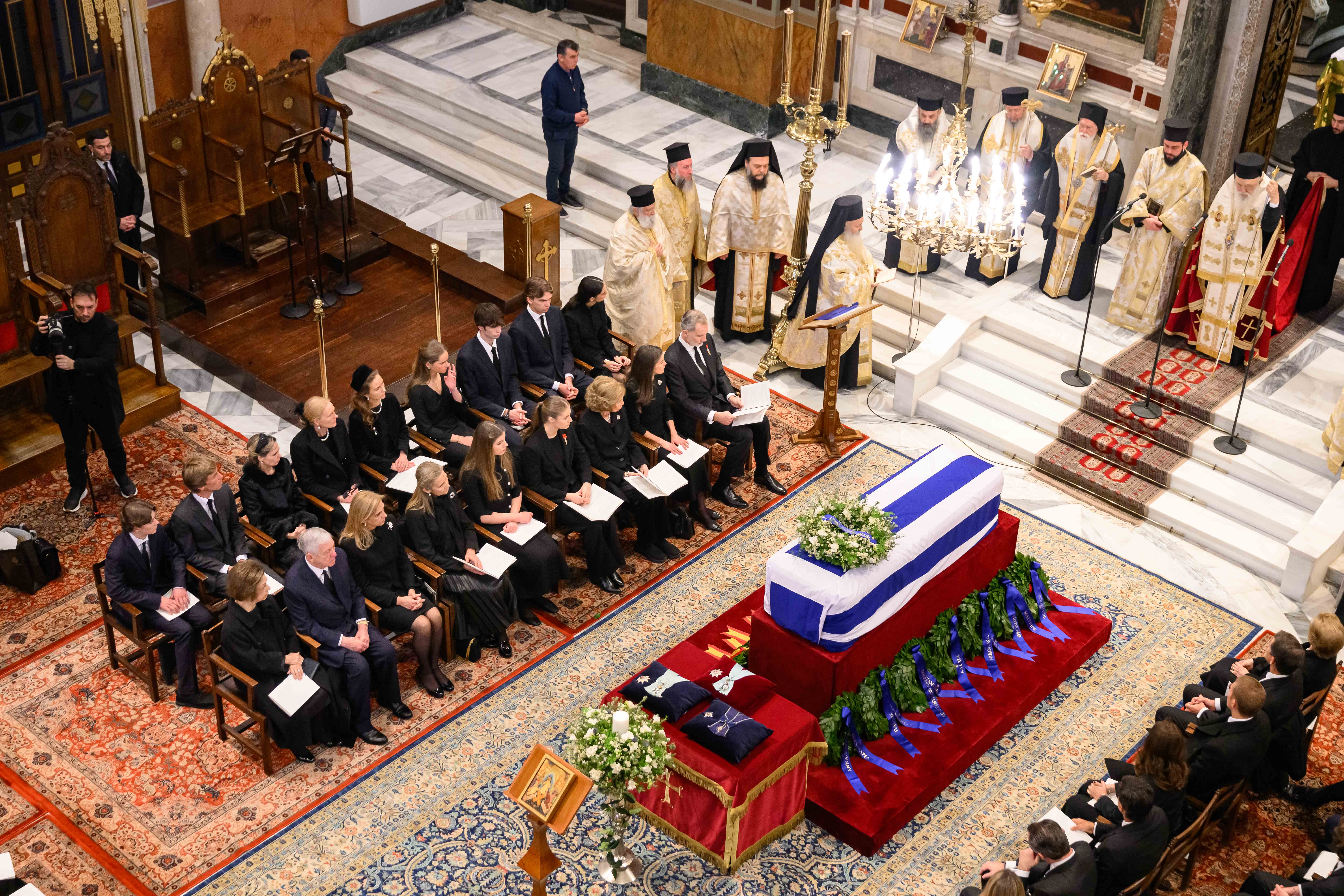 Πριγκίπισσα Ειρήνη: To τελευταίο «αντίο» στη Μητρόπολη Αθηνών (εικόνες)-9