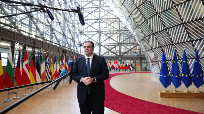 θεωρείο-στην-αίθουσα-justus-lipsius-564033004