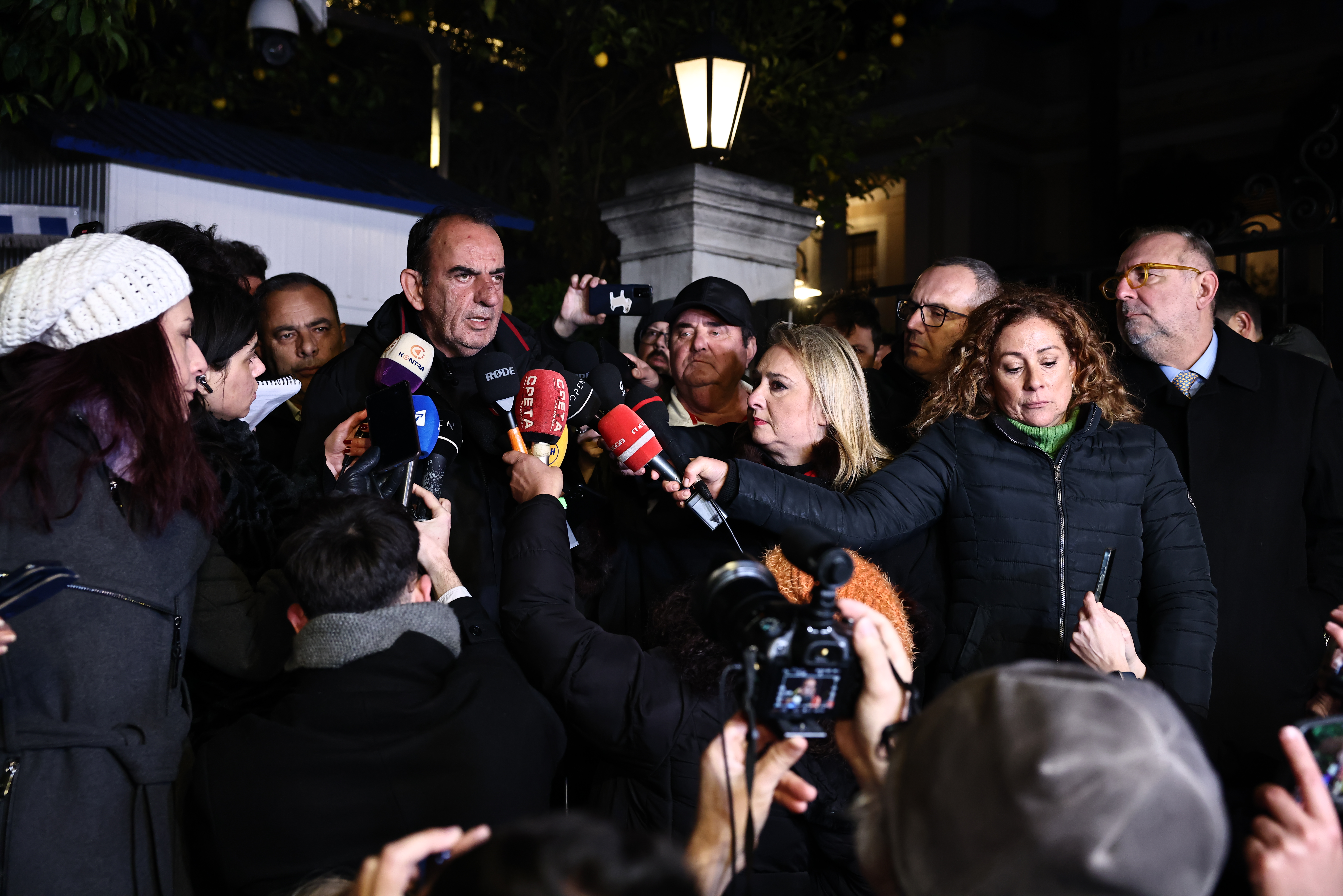 Ολοκληρώθηκε η συνάντηση Μητσοτάκη – αγροτών στο Μαξίμου-1