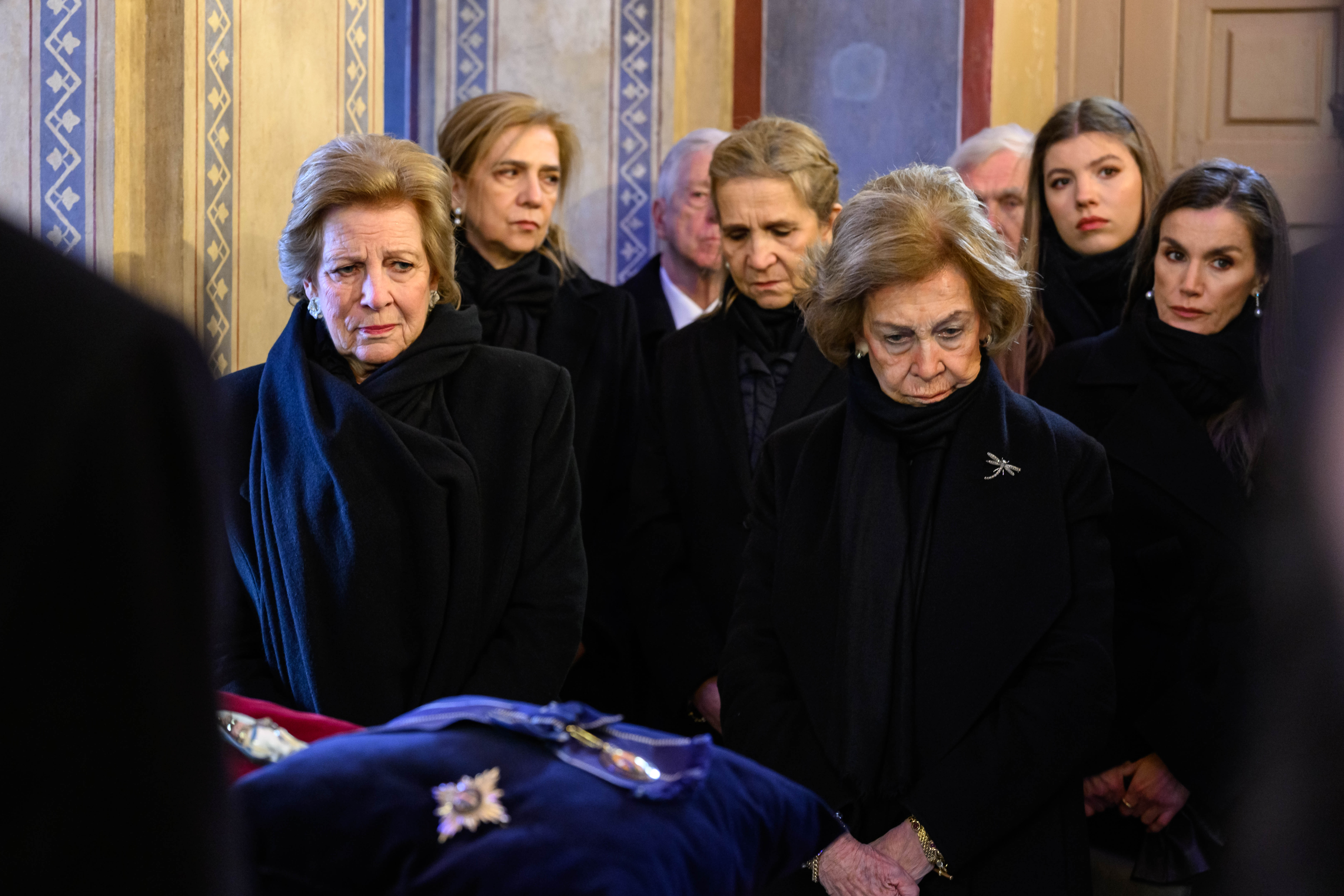 Πριγκίπισσα Ειρήνη: Σε στενό οικογενειακό κύκλο στο Τατόι η ταφή [εικόνες]-2