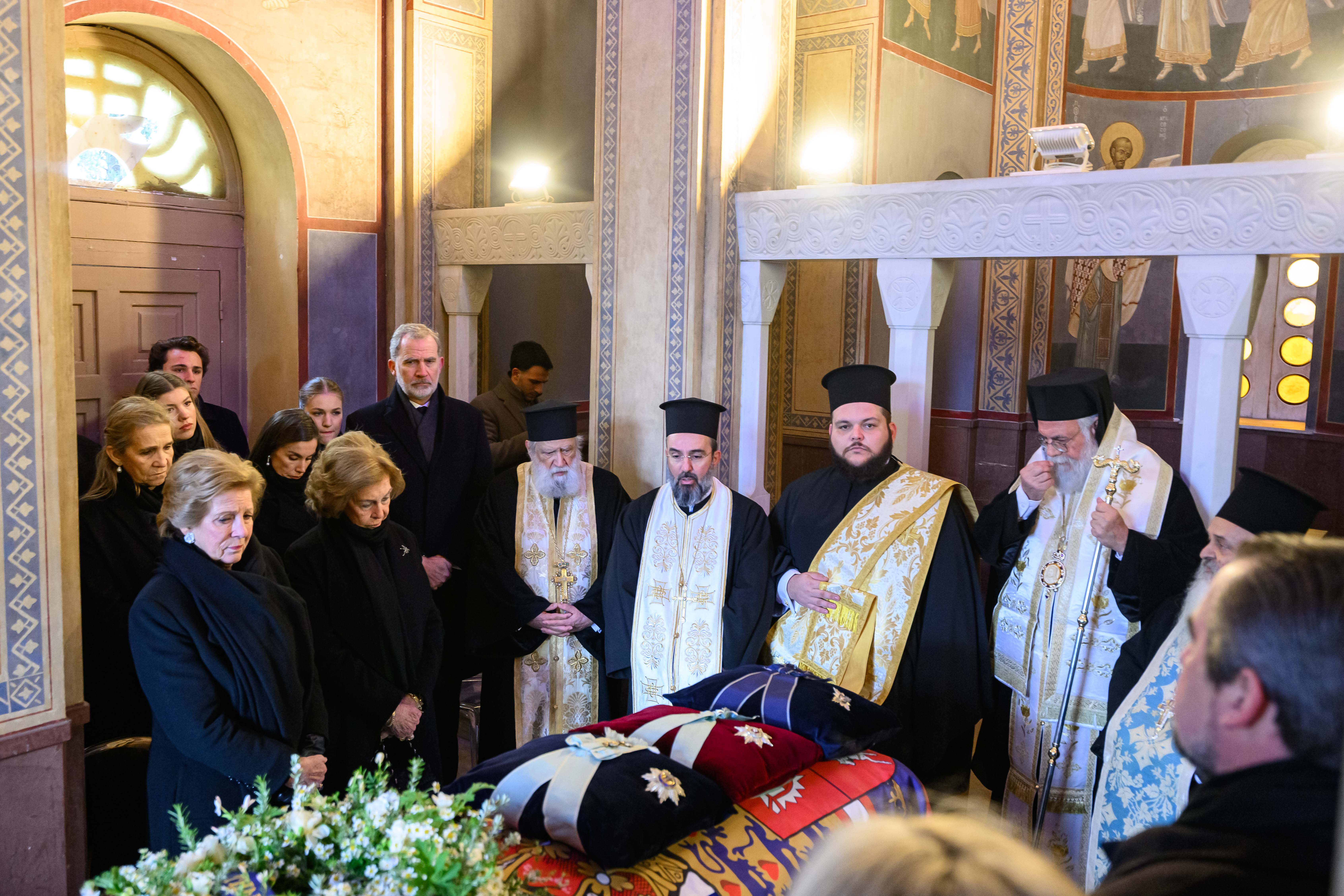 Πριγκίπισσα Ειρήνη: Σε στενό οικογενειακό κύκλο στο Τατόι η ταφή [εικόνες]-5