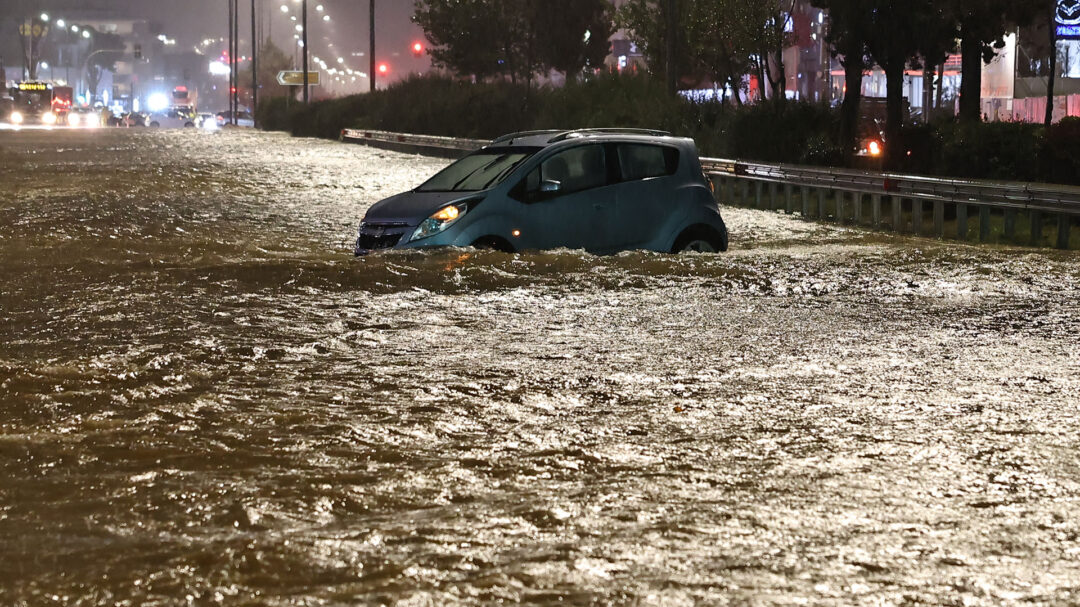 η-κακοκαιρία-σάρωσε-τη-χώρα-η-πορεία-564034420