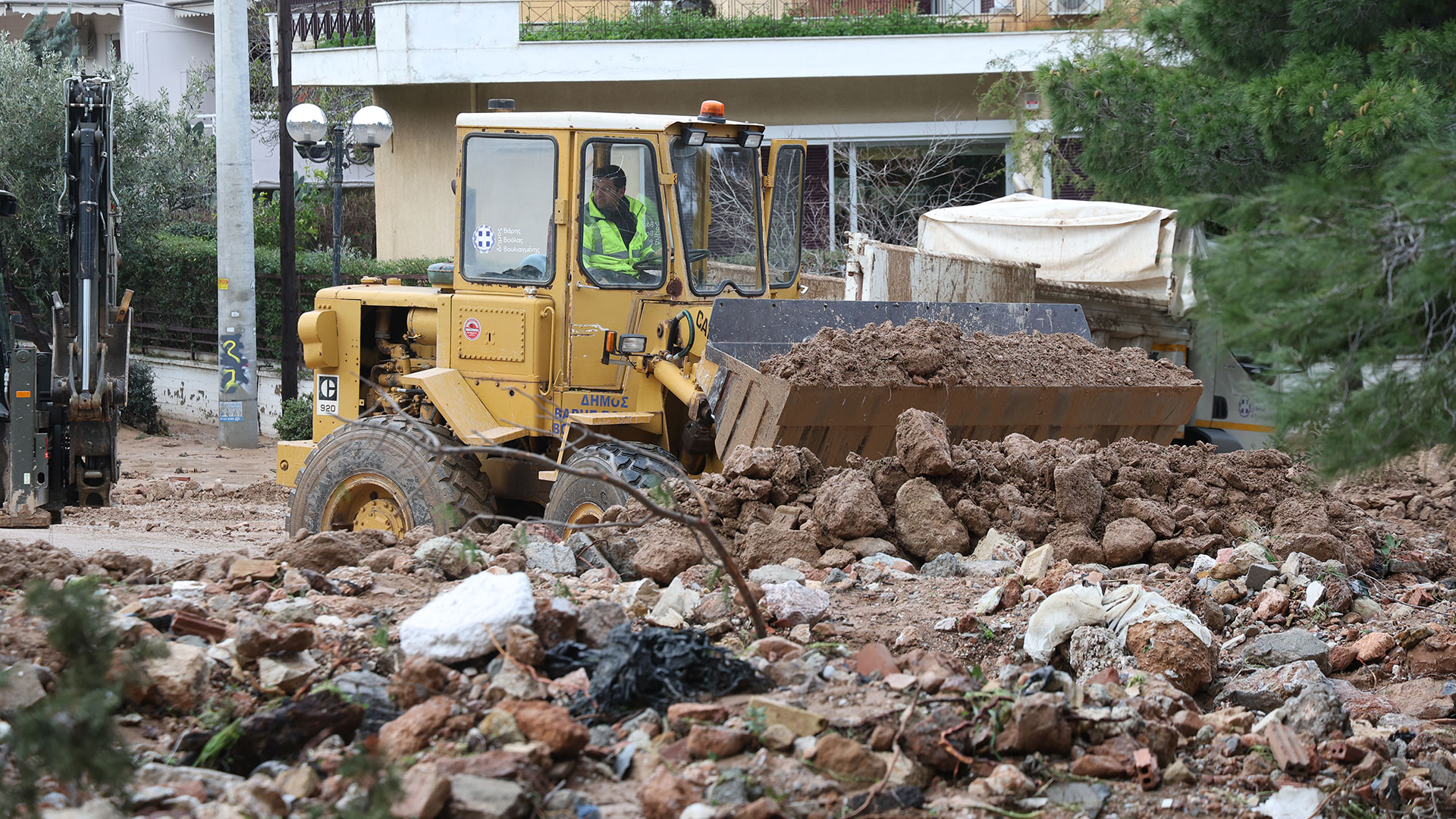 Κακοκαιρία: Η Αττική μετρά τις πληγές της – Σε κατάσταση έκτακτης ανάγκης ο Δήμος Βάρης-Βούλας-Βουλιαγμένης-9