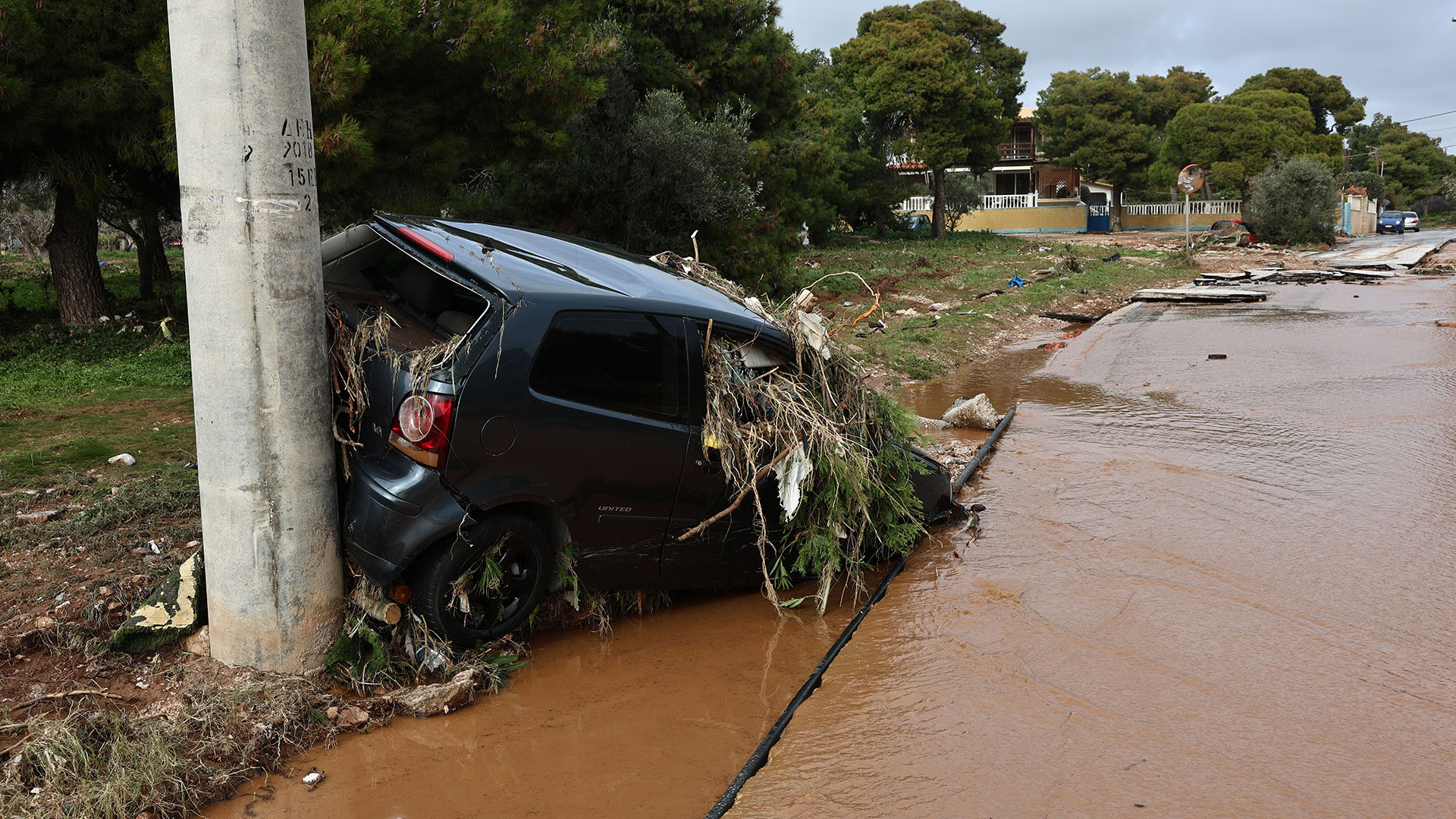 Κακοκαιρία: Η Αττική μετρά τις πληγές της – Σε κατάσταση έκτακτης ανάγκης ο Δήμος Βάρης-Βούλας-Βουλιαγμένης-5