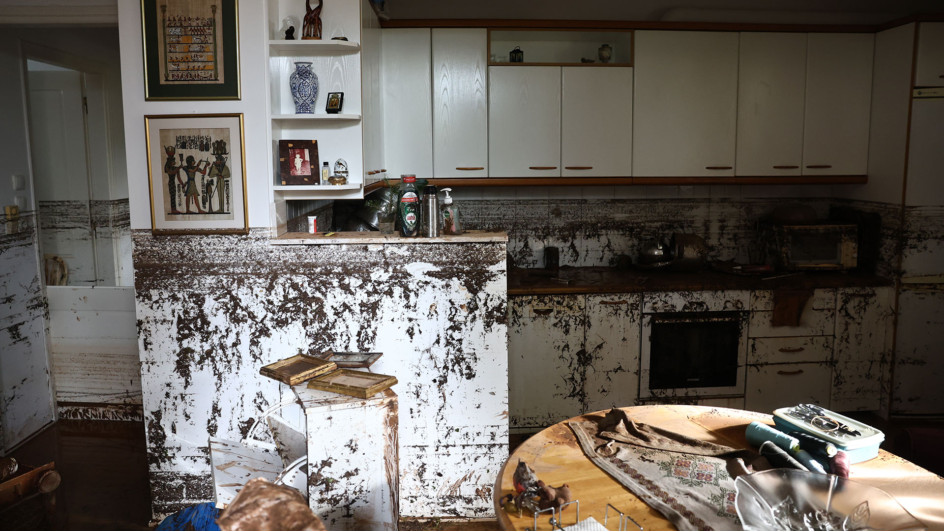 Κακοκαιρία: Η Αττική μετρά τις πληγές της – Σε κατάσταση έκτακτης ανάγκης ο Δήμος Βάρης-Βούλας-Βουλιαγμένης-3