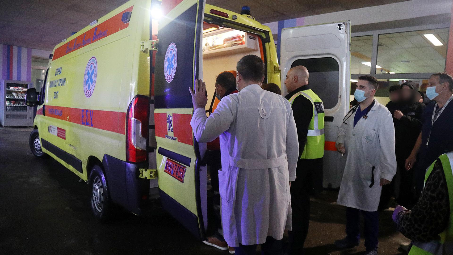 Στη Θεσσαλονίκη οι σοροί των επτά οπαδών του ΠΑΟΚ-11