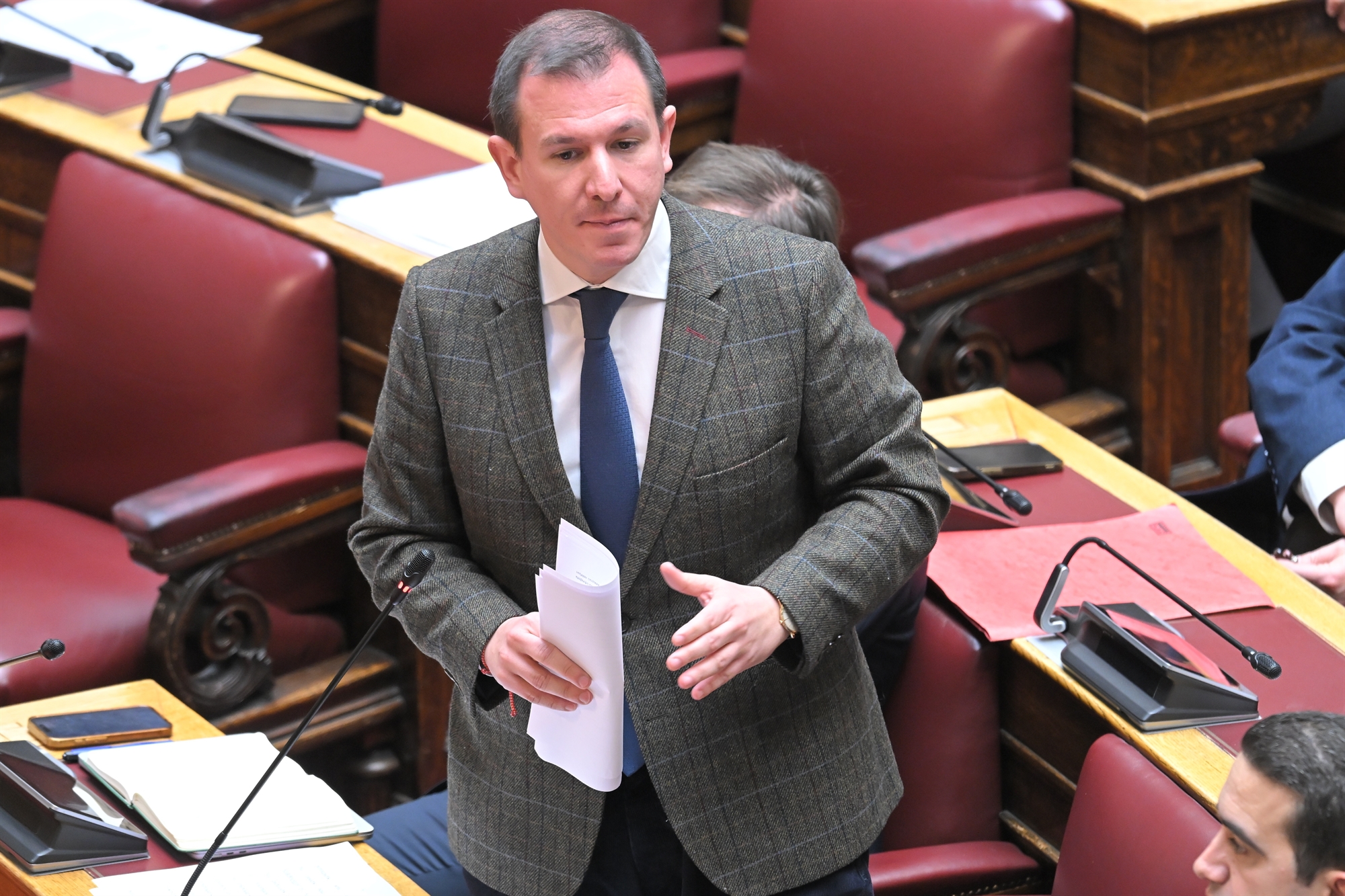 Θεωρείο: Αντιδράσεις για την κίνηση της Κεφαλογιάννη-1