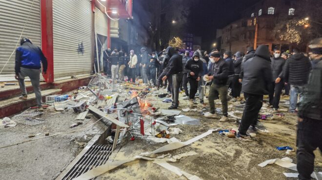 χάος-στο-ιράν-αδιάλλακτος-ο-χαμενεΐ-564013597