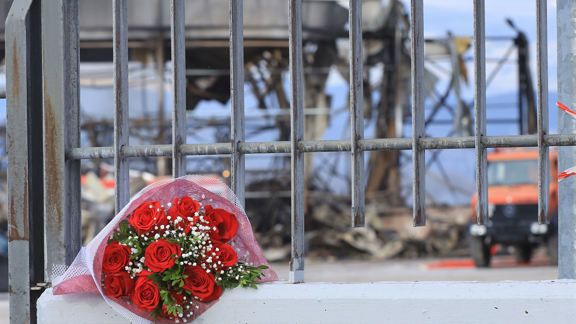 Πεθαίνοντας στη δουλειά-1