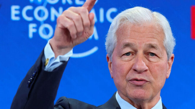 σε-τεντωμένο-σχοινί-οι-σχέσεις-τραμπ-564043729