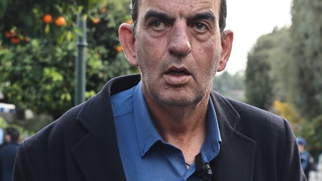 ρίζος-μαρούδας-σκληρώσεις-564024160