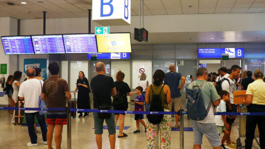 Νωρίς ξεκινάει φέτος η σεζόν για τον ελληνικό τουρισμό