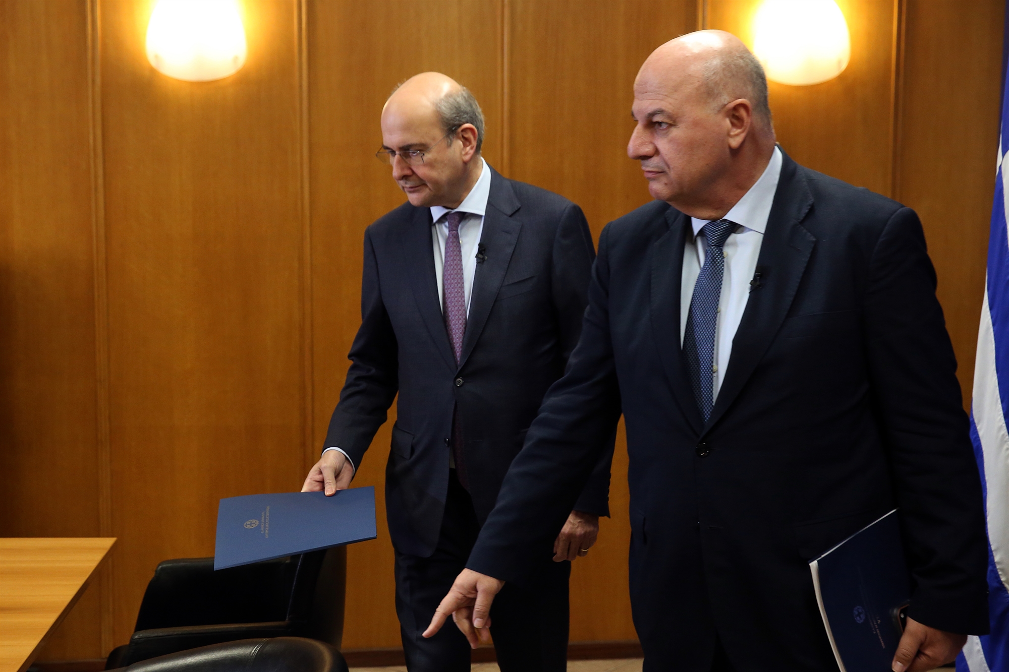 Αγρότες: Πρώτα «έμφραγμα» και μετά διάλογος – Στα δύο σήμερα η χώρα-1