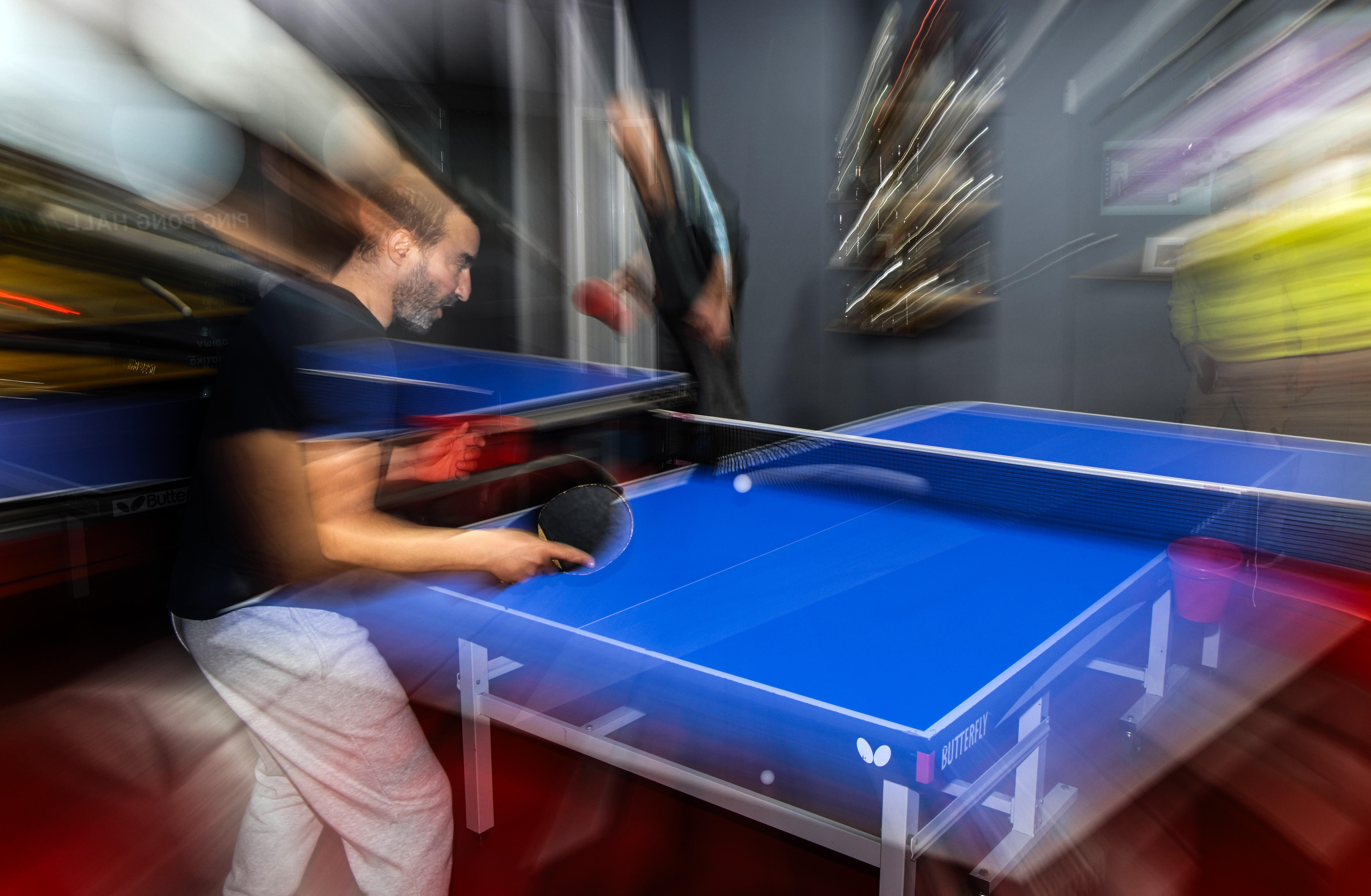 Οι Ελληνες «Marty Supreme» – Ονειρα, πάθη και… ψυχοθεραπεία με μια ρακέτα στο χέρι-5