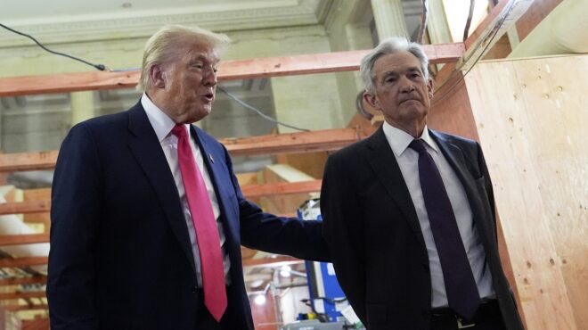 κλιμακώνεται-η-κόντρα-τραμπ-fed-ποινικ-564016630