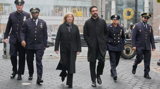 ο-σοσιαλιστής-και-η-δισεκατομμυριούχ-564035371