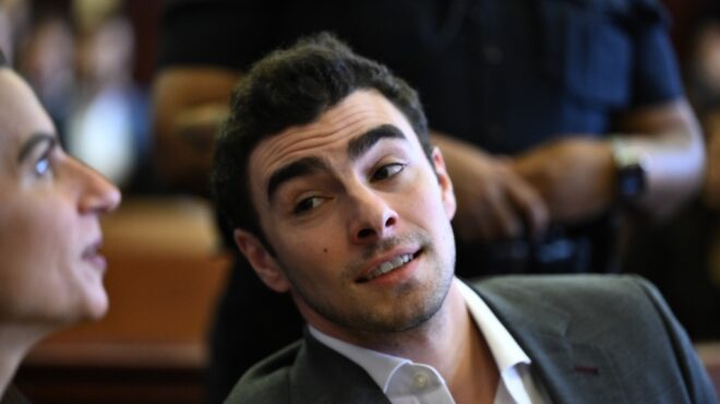 ο-λουίτζι-μαντζιόνε-δεν-θα-κάτσει-στην-564052045