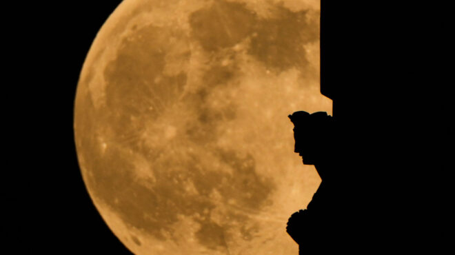 φεγγάρι-του-λύκου-ερχεται-η-πρώτη-πα-564003643