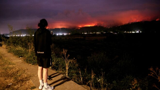 χιλή-δραματική-κατάσταση-με-τις-πυρκα-564028612
