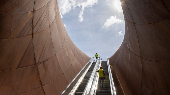 oταν-το-μετρό-γίνεται-μουσείο-δύο-νέοι-564020719