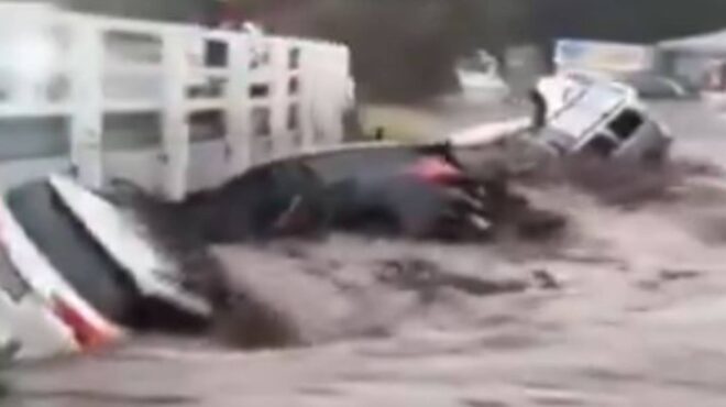 αυστραλία-ξαφνικές-πλημμύρες-στη-βικ-564022333