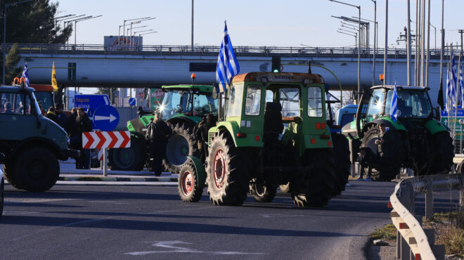 απογοητευμένοι-οι-αγρότες-από-τα-άλυτ-564051328